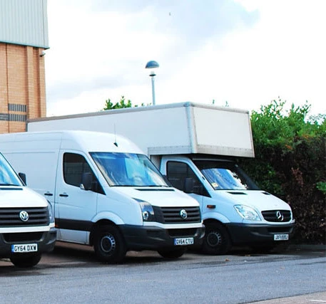 How to choose a man and van service for a community event move